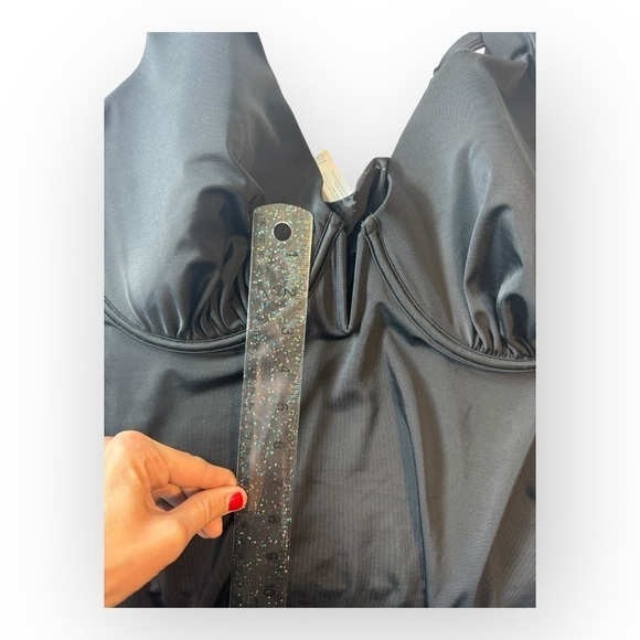 Cacique Swim Lightly Lined Plunge Tankini Top 40F - Picture 8 of 10